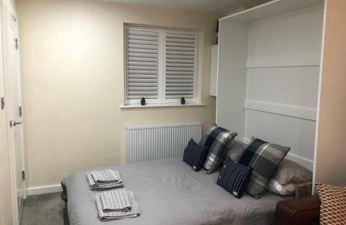 Offerton Wohnung | M60 Modern Studio Appartment with free parking