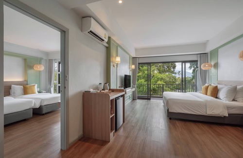 Bang Tao Hotel | Ma Doo Bua Phuket (มาดูบัวภูเก็ต)