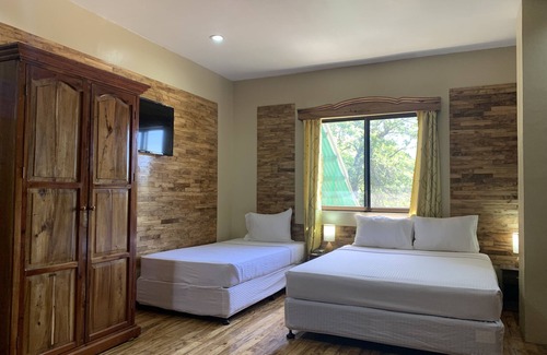 Mambajao Hotel | Mabini Hotel