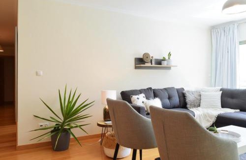 Machico Wohnung | Machico Beach, a Home in Madeira