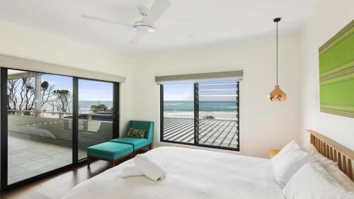 Macmasters Beach Haus | Macmasters Coastal Retreat - Heated Pool