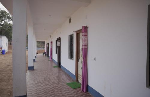 Latehar Haus | Madhu Guesthouse