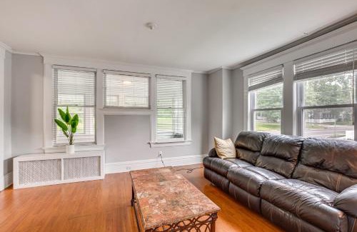 Madison Haus | Madison Home Walk to Main Street!