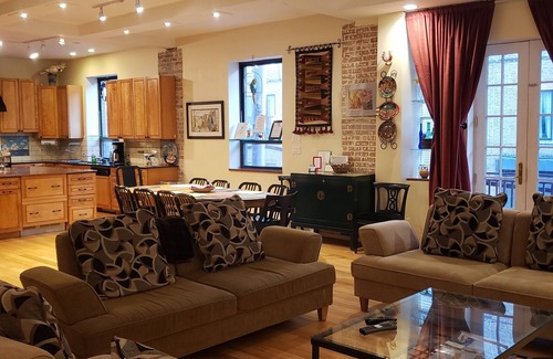 River North Wohnung | Geräumiges, helles Loft für Ferienwohnungen im Herzen von Chicago für 2 bis 10 Personen