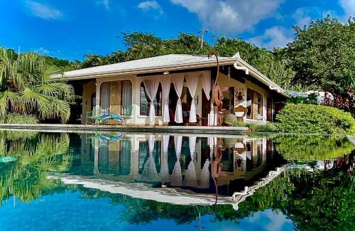 Atenas Villa | Magic Mountain Views Villa