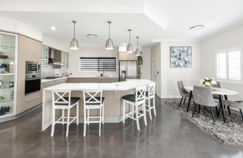 Annandale Haus | Magic on MacArthur