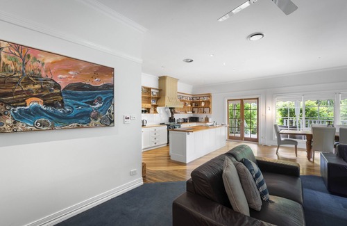 Lucaston Haus | Magical Lucindale - 4 Bedroom House