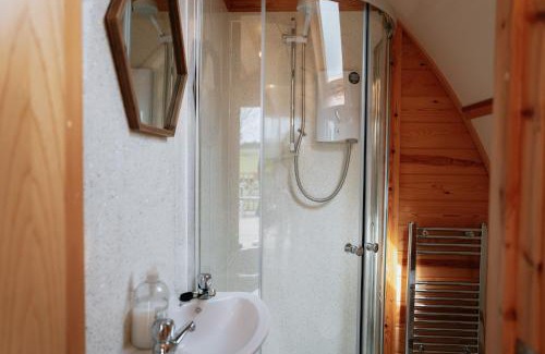 Bury St Edmunds Haus | Maglia Rosso by Wigwam Holidays