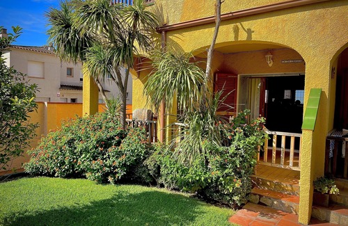 L'Escala Wohnung | Magnificent apt. with terrace, solarium, barbecue, own wifi, a/c and swimming pool.
