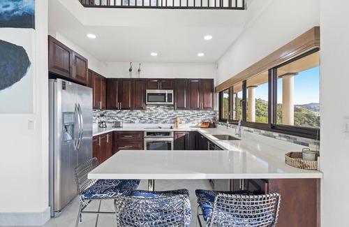 Coco Haus | Magnificent Gated Home - Complimentary Vacation Planning - Perched Over The Pacific Ocean