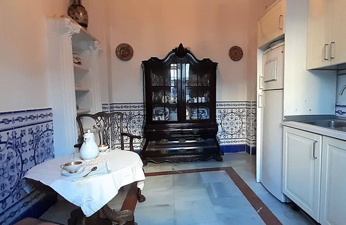 Nervion Haus | Herrlicher Hauspalast für 8 Personen, 3 Wc, WiFi, A / C.