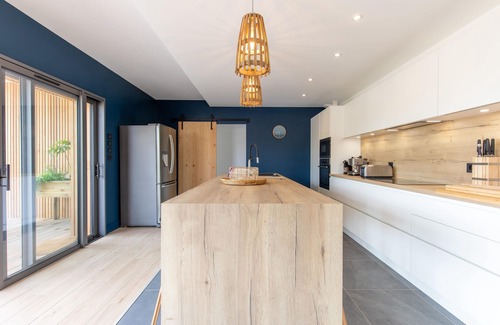 Hourtin-Plage Haus | Magnificent new 9-person villa 150 m from the ocean