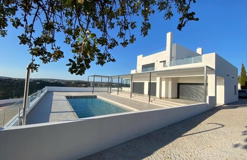 Aldeia Haus | Magnificent vacation home in the Algarve - fully renovated - sea view
