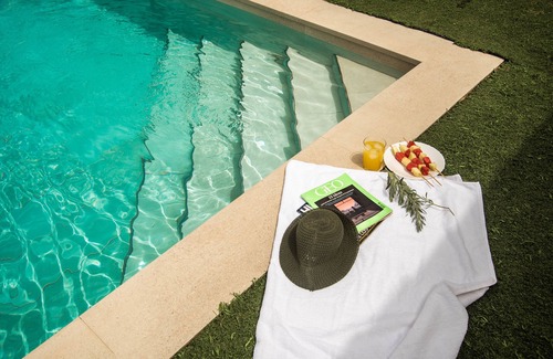 Padul Skihütte | Wunderschöne Villa: 2 private Pools, Grill, Garten & Parkplatz. 13 per. In Padul