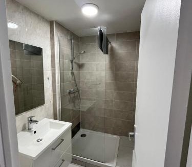 Aix-les-Bains City Center Wohnung | Magnifique appartement renové le Victoria