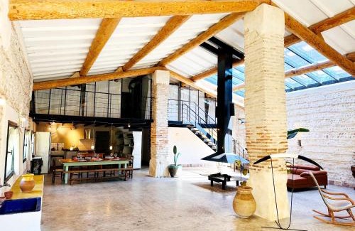 Costieres Villa | Magnifique Loft - Piscine - Tennis - Babyfoot