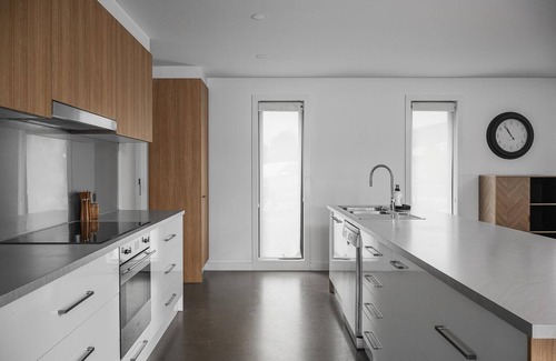 Porepunkah Haus | Magnolia on Monash - This unique modern home offers the perfect space for your holiday experience. Fit for families or groups of friends wanting to bask in all that the property and our region has to offer.