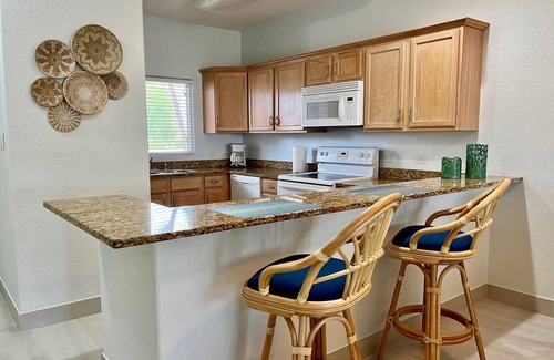 Rum Point Eigentumswohnung | "Mai Kai" Recently renovated Oceanfront Ground Floor Condo - Kaibo Yacht Club II
