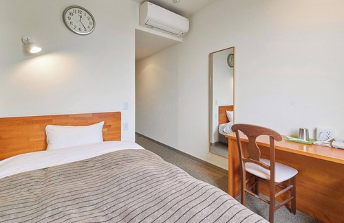 Kumagaya Hotel | Main Building Smoking SemiDouble Free WiFi / Kumagaya Saitama