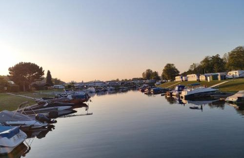 Bischberg Bootsverleih | Main Hausboot Lore in der Marina Trosdorf bei Bamberg