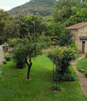 Alet-les-Bains Bed & Breakfast | MAISON ALETEIA* DECOUVERTE ET SERENITE