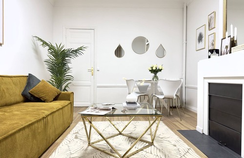 17th Arrondissement Wohnung | Maison Bourgeoise 1BR/3P - Champs Elysées - Arc de Triomphe