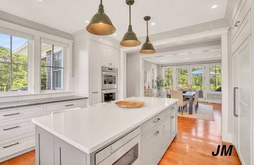 Lagoon Heights Haus | The Island Collection MV: LUXURY GETAWAY AT THE PRESERVE