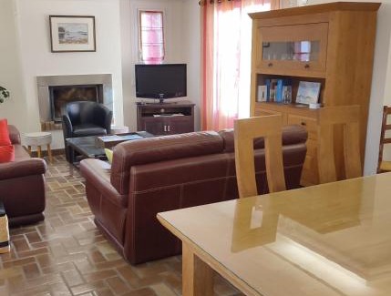 Pont-l'Abbe Haus | Maison classée 3 étoiles, grand jardin clos au calme Proche centre ville, 10 min des plages