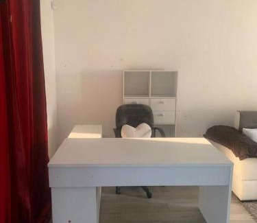 Montfermeil Haus | Maison cosy avec jacuzzi a Montfermeil
