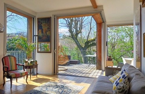 Sucy-en-Brie Haus | Maison D'architecte en Bois au Bord de l eau