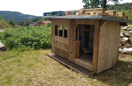 Septmoncel Haus | Maison de Campagne Rustique et Confortable - La Nature Dans le Parc du Haut Jura
