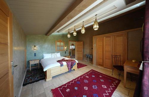 Dar Si Aissa Haus | Maison d'hôtes Errafiqi