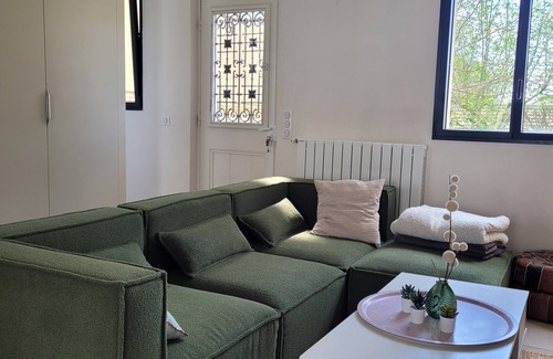 Neuilly-Plaisance Haus | Maison Familiale Grand Jardin,8 Couchages Proche Paris/disney. Animaux Acceptés