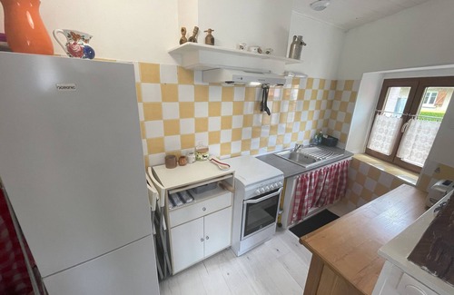 Les Planches-pres-Arbois Haus | Maison Avec Terrasse au Pied de la Reculée