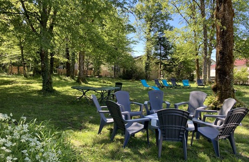 Menetrux-en-Joux Haus | Maison Franc-comtoise sur Parc Arboré, Accès Direct aux Cascades du Hérisson