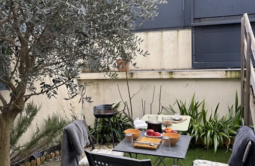 Plateau - Mont-Valerien Villa | Maison L'Olivier
