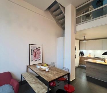 Quartier du Vieux-Pont - Sainte-Genevieve Haus | Maison loft chez Karyn