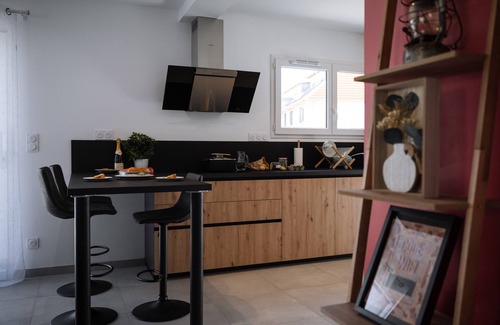 Frasne Haus | Maison Neuve Jura 2 à 10 Personnes