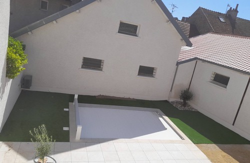 Gevrey-Chambertin Haus | Maison Pierre Contemporaine Avec Charme Avec Piscine