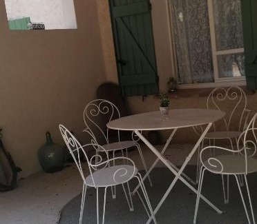 Correns Haus | MAISON PROCHE DU LAC