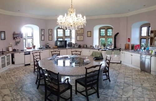 Walton-in-Gordano Wohnung | Majestätisches Schloss aus dem 17. Jahrhundert in atemberaubender Landschaft Somersets. Haustierfreundlich.