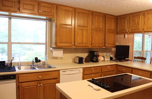 Harriman Haus | Making Memories on Watts Bar Lake