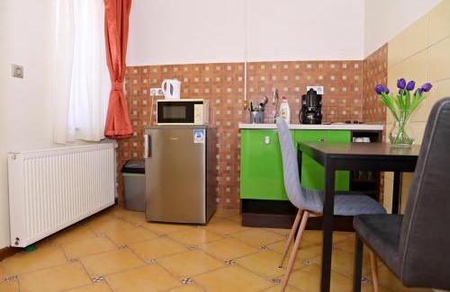 Mako Wohnung | Makotel Apartmanház