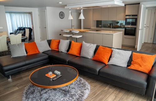 Trafford Villa | Manchesters Hidden Gem