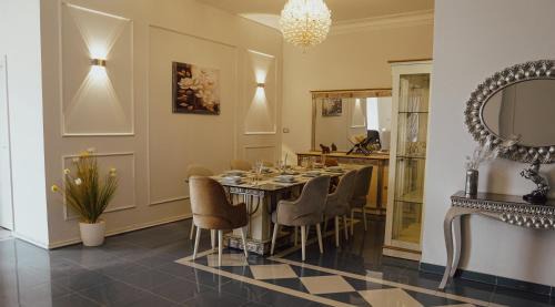 Al Manial Wohnung | Manial's 4BR'S Apt bytheNile