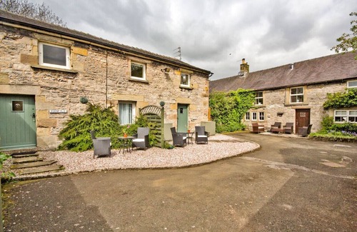 Hartington Haus | Manifold Cottage - Central and Cosy