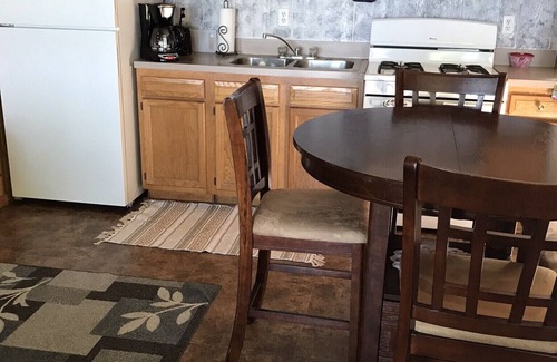 Gould City Kabine | Manistique Lake Water Edge Retreat