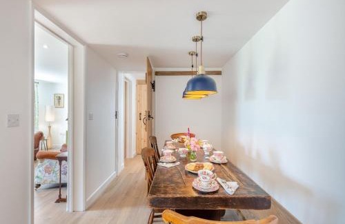 East Dereham Haus | Manor Cottage