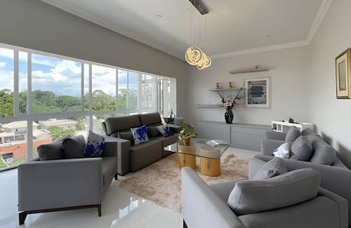 Cotia Haus | Mansão com Piscina | Conforto e Exclusividade