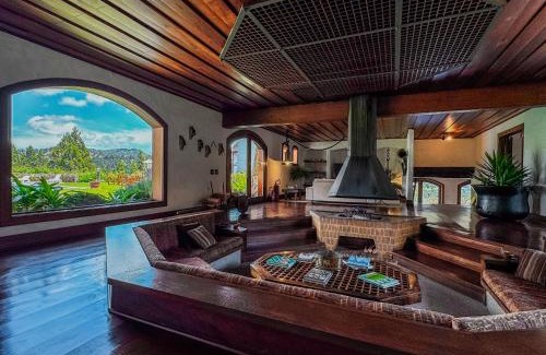 Vila Iara Hotel | Mansão Nacional Inn